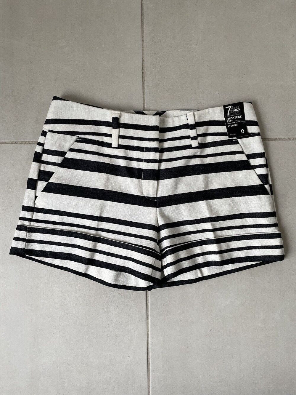 New York & Company Cuffed Shorts Striped Multicolor